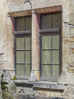  fortification d'agglomération château fort © Région Bourgogne-Franche-Comté, Inventaire du patrimoine