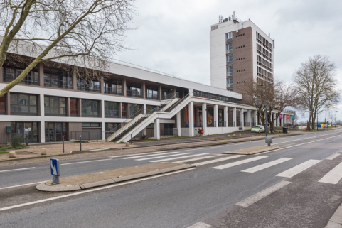 centre culturel gymnase bourse du travail © Région Bourgogne-Franche-Comté, Inventaire du patrimoine  centre culturel gymnase bourse du travail © Région Bourgogne-Franche-Comté, Inventaire du patrimoine