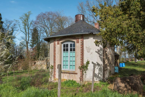 dépendance © Région Bourgogne-Franche-Comté, Inventaire du patrimoine  dépendance © Région Bourgogne-Franche-Comté, Inventaire du patrimoine