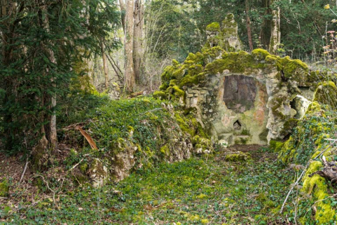  fabrique de jardin grotte artificielle © Région Bourgogne-Franche-Comté, Inventaire du patrimoine