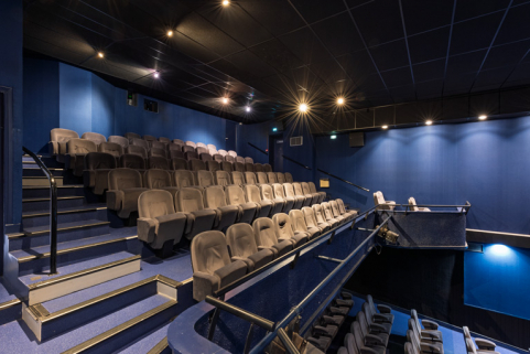 cinéma cercle de sociabilité salle des fêtes © Région Bourgogne-Franche-Comté, Inventaire du patrimoine  cinéma cercle de sociabilité salle des fêtes © Région Bourgogne-Franche-Comté, Inventaire du patrimoine