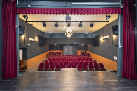  salle paroissiale théâtre © Région Bourgogne-Franche-Comté, Inventaire du patrimoine