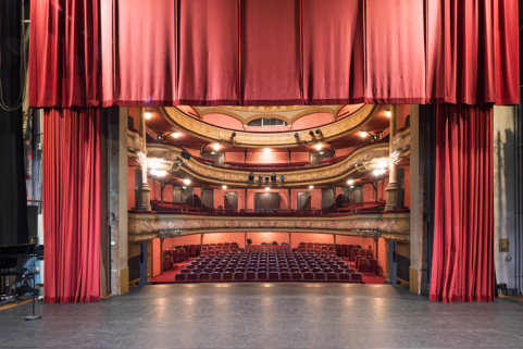  théâtre halle © Région Bourgogne-Franche-Comté, Inventaire du patrimoine