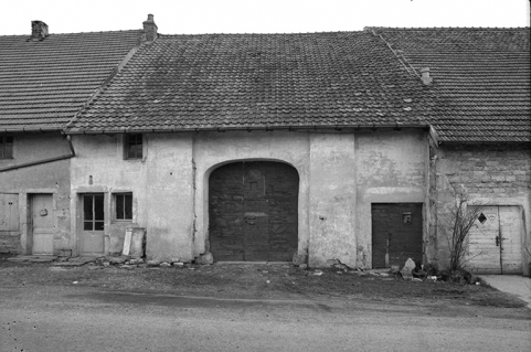 Ferme cadastrée 1940 B4 Coin du Dessus  située au lieudit Coin du Dessus : façade antérieure. © Région Bourgogne-Franche-Comté, Inventaire du patrimoine