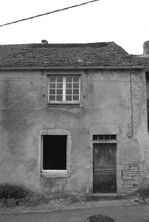 Ferme cadastrée 1965 AB 246, située rue de la Roche : partie habitation. © Région Bourgogne-Franche-Comté, Inventaire du patrimoine
