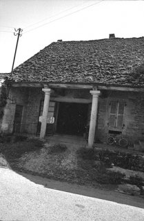 Ferme cadastrée 1957 A1 307, située le long du chemin de grande communication n° 96 de Plasne à Mirebel  : façade antérieure © Région Bourgogne-Franche-Comté, Inventaire du patrimoine