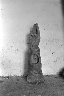 Bras-reliquaire, bois, XVIIe siècle : vue de face © Région Bourgogne-Franche-Comté, Inventaire du patrimoine