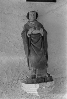 Statue de saint évêque, bois, XVIe siècle : vue de face © Région Bourgogne-Franche-Comté, Inventaire du patrimoine