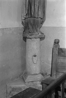 Croix monumentale, calcaire : fragment de colonne. © Région Bourgogne-Franche-Comté, Inventaire du patrimoine