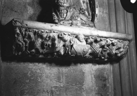 Grande console occidentale : vue de face. © Région Bourgogne-Franche-Comté, Inventaire du patrimoine