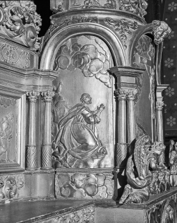 Détail : aile latérale gauche du tabernacle tournant. © Région Bourgogne-Franche-Comté, Inventaire du patrimoine