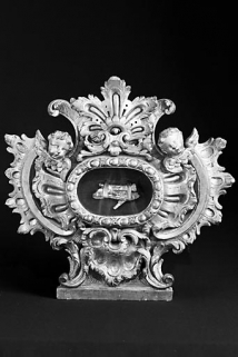 Vue du reliquaire gauche. © Région Bourgogne-Franche-Comté, Inventaire du patrimoine