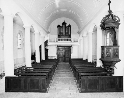 Intérieur : nef depuis le choeur. © Région Bourgogne-Franche-Comté, Inventaire du patrimoine