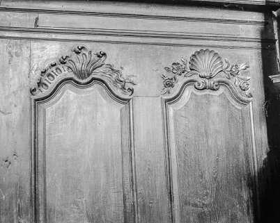 Détail de la partie supérieure des boiseries, côté droit. © Région Bourgogne-Franche-Comté, Inventaire du patrimoine