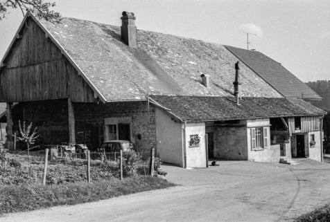 Ferme cadastrée 1961 AC 28 : façade sur rue. © Région Bourgogne-Franche-Comté, Inventaire du patrimoine