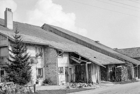 Ferme : vue de trois quarts gauche. © Région Bourgogne-Franche-Comté, Inventaire du patrimoine