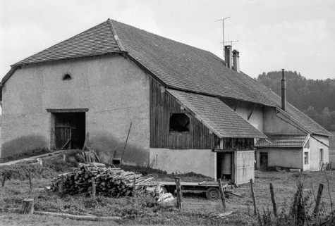 Maison dite maison Marguier, située au lieudit La Chaux : façades postérieure et latérale droite. © Région Bourgogne-Franche-Comté, Inventaire du patrimoine