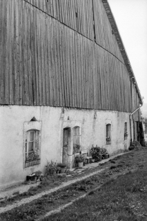 Ferme cadastrée 1964 D 143 : façade latérale. © Région Bourgogne-Franche-Comté, Inventaire du patrimoine