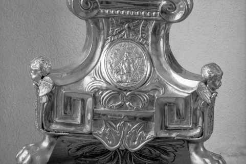 Détail du pied : le Bon Pasteur. © Région Bourgogne-Franche-Comté, Inventaire du patrimoine