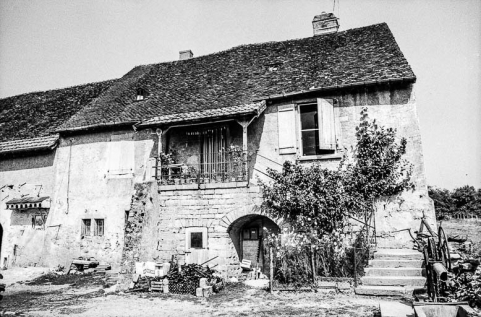 Façade antérieure : vue rapprochée. © Région Bourgogne-Franche-Comté, Inventaire du patrimoine