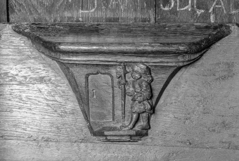 Stalles nord, n° 28, miséricorde. © Région Bourgogne-Franche-Comté, Inventaire du patrimoine