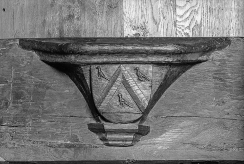 Stalles sud, n° 12, miséricorde. © Région Bourgogne-Franche-Comté, Inventaire du patrimoine