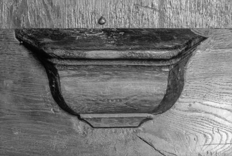 Stalles sud, n° 4, miséricorde. © Région Bourgogne-Franche-Comté, Inventaire du patrimoine