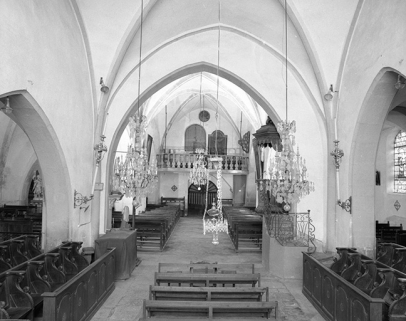 Intérieur : nef vue du choeur. © Région Bourgogne-Franche-Comté, Inventaire du patrimoine
