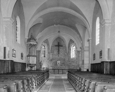 Vue de la nef et du choeur. © Région Bourgogne-Franche-Comté, Inventaire du patrimoine