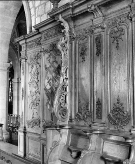 Détail : panneaux 2 -3 et stalles II-III. © Région Bourgogne-Franche-Comté, Inventaire du patrimoine