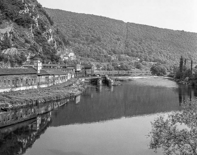 Vue d'ensemble depuis le pont. © Région Bourgogne-Franche-Comté, Inventaire du patrimoine