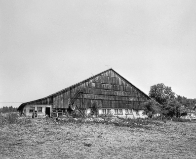 Ferme située au lieu-dit Colombière, cadastrée AB 82 : façade antérieure. © Région Bourgogne-Franche-Comté, Inventaire du patrimoine