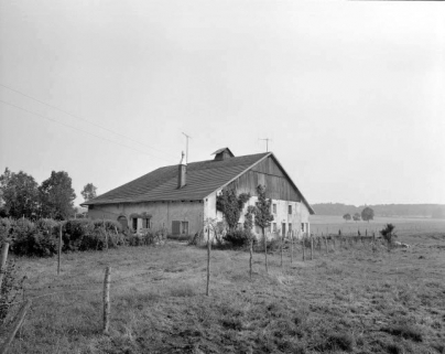 Façades antérieure et latérale gauche. © Région Bourgogne-Franche-Comté, Inventaire du patrimoine