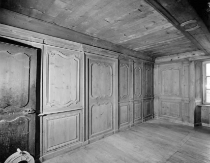 Intérieur : le "poêle". © Région Bourgogne-Franche-Comté, Inventaire du patrimoine Intérieur : le "poêle". © Région Bourgogne-Franche-Comté, Inventaire du patrimoine