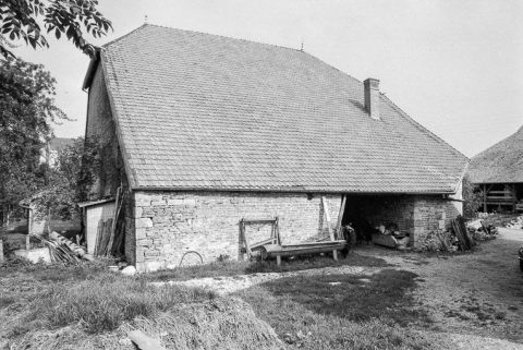 Ferme située rue des Vignes : façade latérale gauche. © Région Bourgogne-Franche-Comté, Inventaire du patrimoine