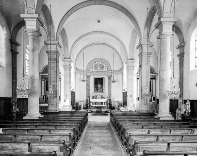 Intérieur : nef et choeur. © Région Bourgogne-Franche-Comté, Inventaire du patrimoine