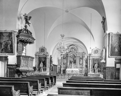Intérieur : la nef et le choeur vus depuis l'entrée. © Région Bourgogne-Franche-Comté, Inventaire du patrimoine
