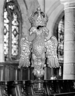 Détail : l'aigle de face. © Région Bourgogne-Franche-Comté, Inventaire du patrimoine