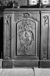 Devant de stalles : saint Jean. © Région Bourgogne-Franche-Comté, Inventaire du patrimoine