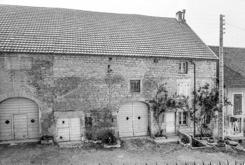 Ferme cadastrée D2 194 : façade antérieure. © Région Bourgogne-Franche-Comté, Inventaire du patrimoine