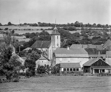 Faces postérieure et latérale gauche. © Région Bourgogne-Franche-Comté, Inventaire du patrimoine