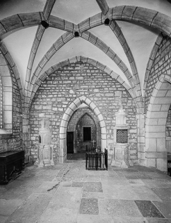 Bas côté gauche et chapelle gauche en enfilade. © Région Bourgogne-Franche-Comté, Inventaire du patrimoine