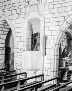 Nef : chaire à prêcher, mur droit. © Région Bourgogne-Franche-Comté, Inventaire du patrimoine