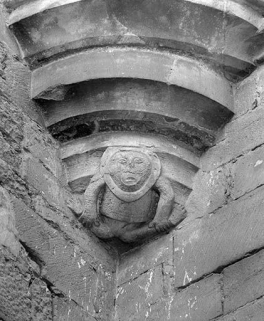 Façade antérieure, détail : cul de four de la tourelle d'angle. © Région Bourgogne-Franche-Comté, Inventaire du patrimoine