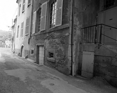 Façade antérieure : le rez-de-chaussée et le sous-sol. © Région Bourgogne-Franche-Comté, Inventaire du patrimoine