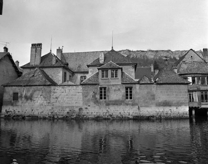Façade postérieure. © Région Bourgogne-Franche-Comté, Inventaire du patrimoine Façade postérieure. © Région Bourgogne-Franche-Comté, Inventaire du patrimoine