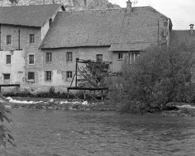 Moulin (AH 81, 82) 16 à 20 rue Jacques-Gervais : vue rapprochée. © Région Bourgogne-Franche-Comté, Inventaire du patrimoine