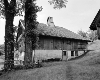 Extérieur : façades antérieure et latérale droite. © Région Bourgogne-Franche-Comté, Inventaire du patrimoine Extérieur : façades antérieure et latérale droite. © Région Bourgogne-Franche-Comté, Inventaire du patrimoine