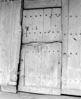 Détail : porte de grange droite, porte-guichet. © Région Bourgogne-Franche-Comté, Inventaire du patrimoine