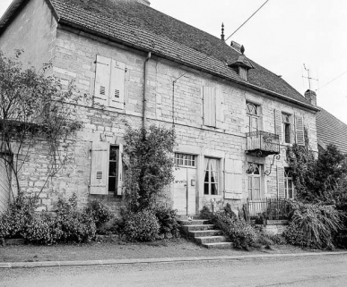 Façade antérieure. © Région Bourgogne-Franche-Comté, Inventaire du patrimoine